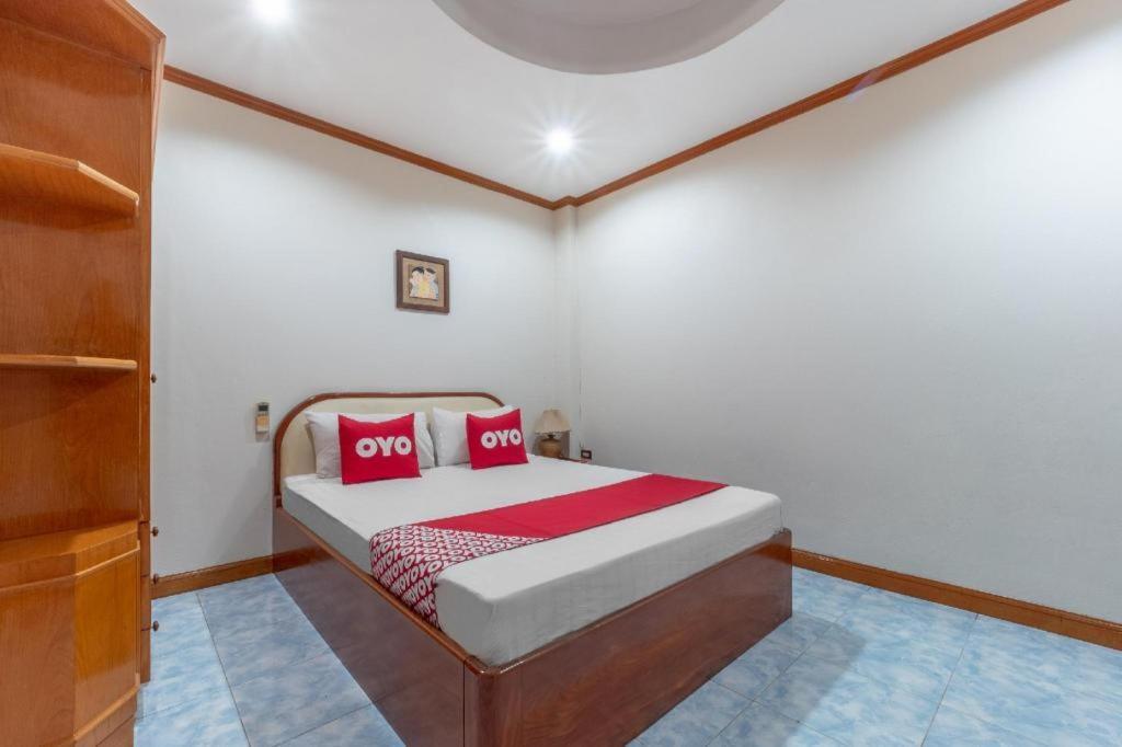 Oyo 1125 Chokdee Inn Pattaja Kültér fotó