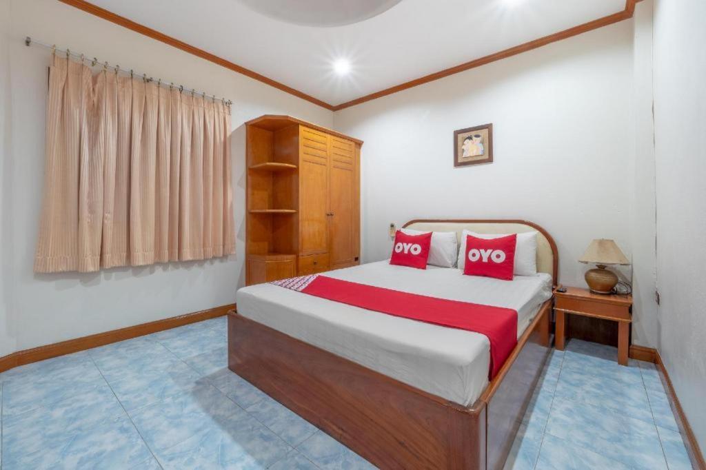 Oyo 1125 Chokdee Inn Pattaja Kültér fotó